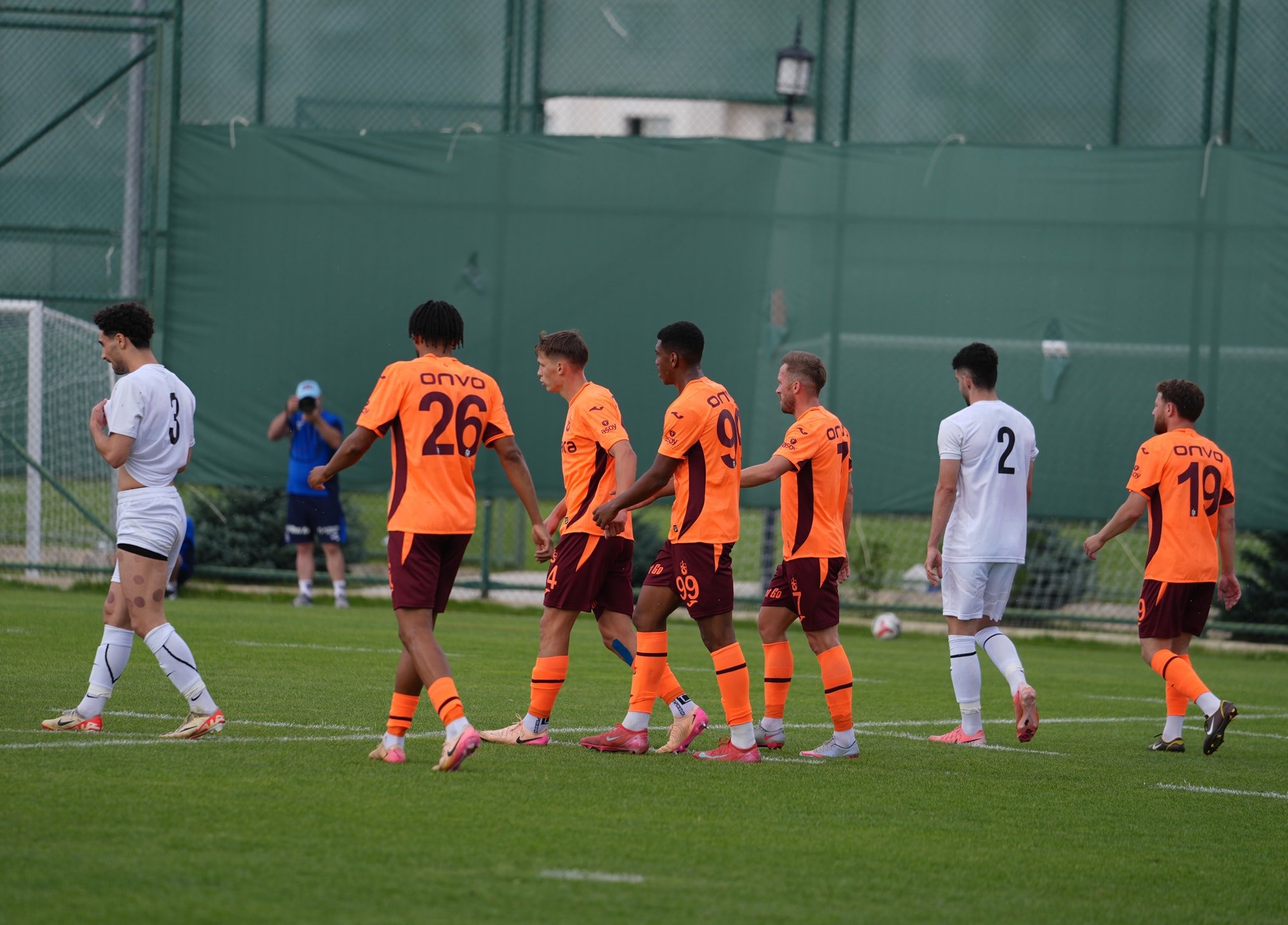 Trabzonspor, Zob Ahan Esfahan’ı farklı yendi Trabzonspor, Zob Ahan Esfahan’ı farklı yendi