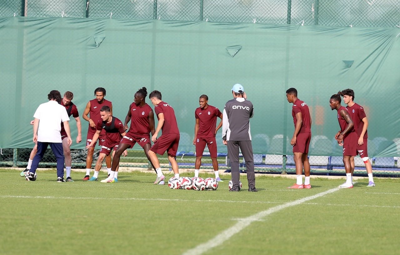 Trabzonspor’un Erzurum kampı sona erdi Trabzonspor’un Erzurum kampı sona erdi