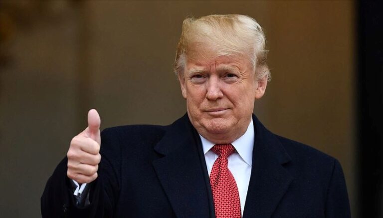 Trump milyar dolarlık kesintiyi onayladı Trump milyar dolarlık kesintiyi onayladı