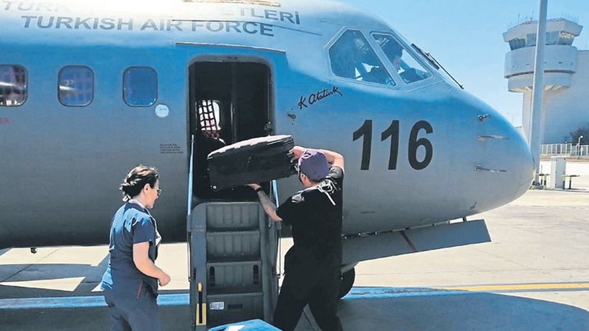 TSK’nın savaş uçağından bu kez kalp operasyonu! TSK’nın savaş uçağından bu kez kalp operasyonu!