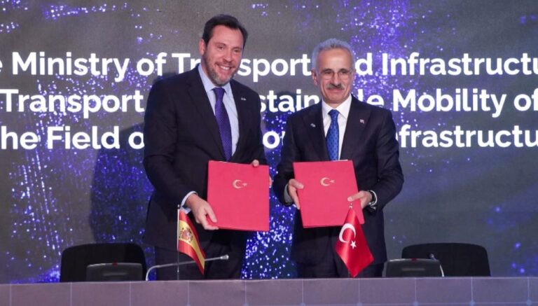 Türkiye ile İspanya arasında iş birliği anlaşması imzalandı Türkiye ile İspanya arasında iş birliği anlaşması imzalandı
