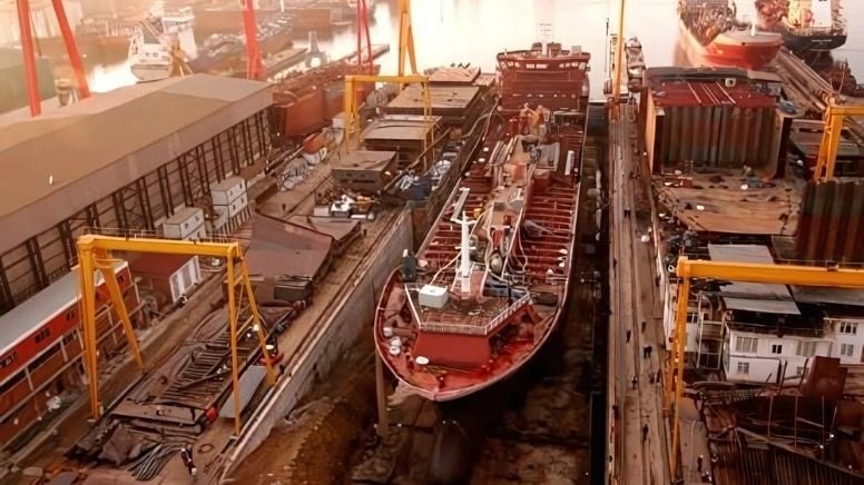 Türkiye’nin köklü tersanesi icradan satışa çıktı Türkiye’nin köklü tersanesi icradan satışa çıktı