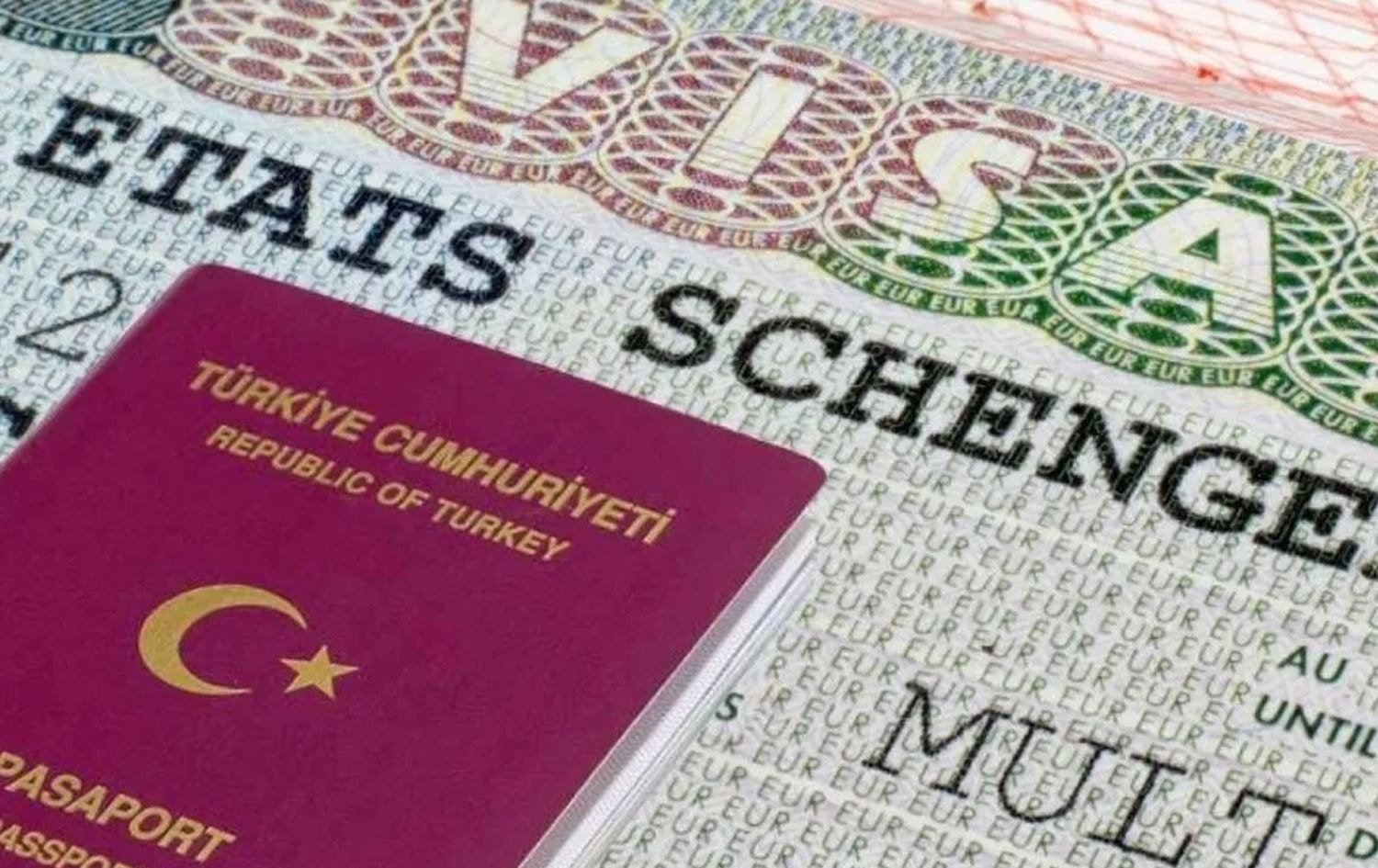 Türkler oluk oluk para akıtmış! Schengen vizesinin 15 yıllık maaliyeti ortaya çıktı Türkler oluk oluk para akıtmış! Schengen vizesinin 15 yıllık maaliyeti ortaya çıktı