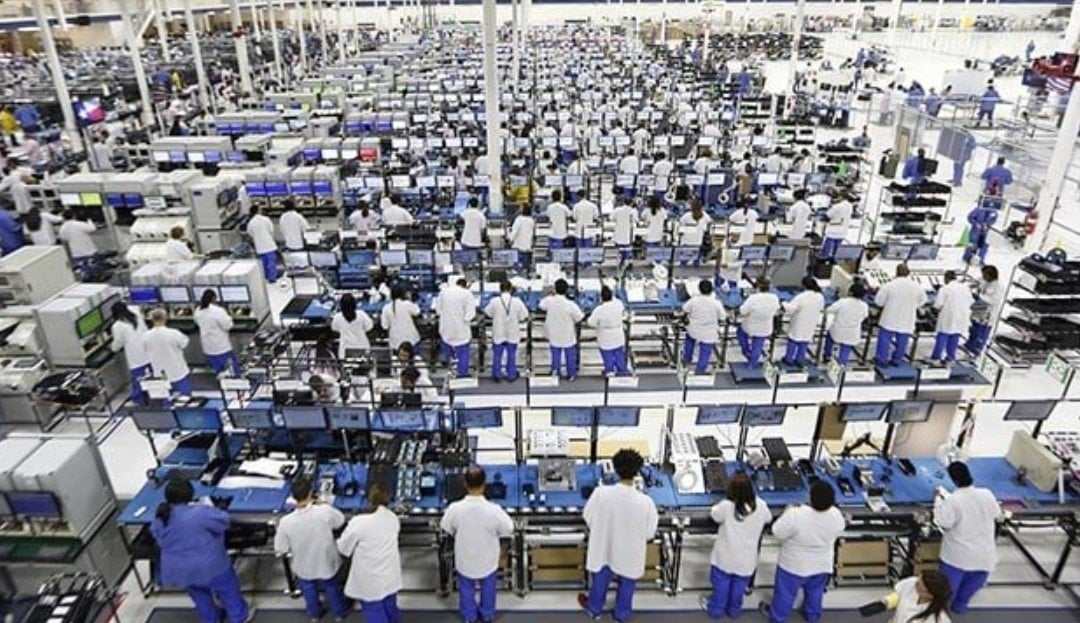 Ülkedeki koşullar el vermedi: Dev fabrikanın açılışı başka bahara kaldı Ülkedeki koşullar el vermedi: Dev fabrikanın açılışı başka bahara kaldı