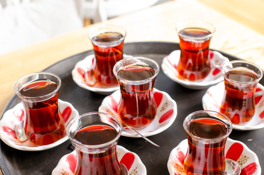 Ünlü Türk markasının siyah çayında boya tespit edildi: Sağlık sorunlarına neden oluyor! Ünlü Türk markasının siyah çayında boya tespit edildi: Sağlık sorunlarına neden oluyor!