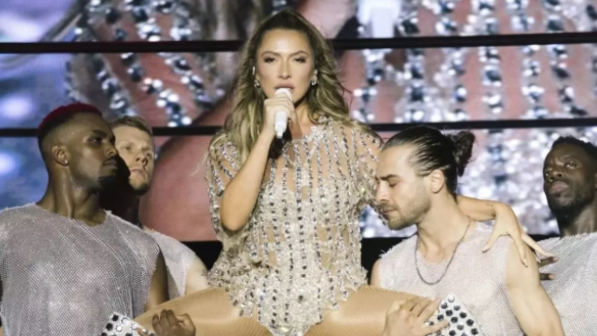 Yatak dansı eleştirilen Hadise sessizliğini Seda Sayan’la fena bozdu Yatak dansı eleştirilen Hadise sessizliğini Seda Sayan’la fena bozdu