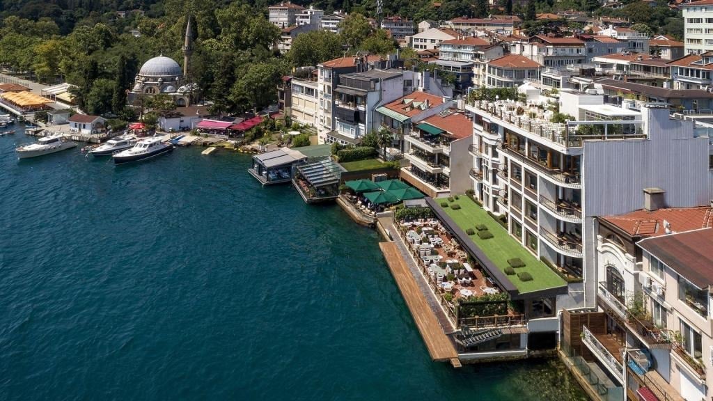 Zenginlerin kaçak yapıları milli güvenlik derdimiz oldu Zenginlerin kaçak yapıları milli güvenlik derdimiz oldu