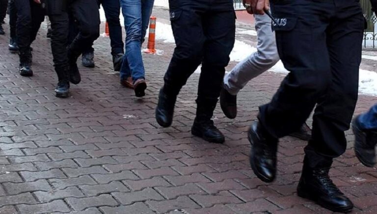 31 ilde dolandırıcılık operasyonu: 188 şüpheli yakalandı 31 ilde dolandırıcılık operasyonu: 188 şüpheli yakalandı