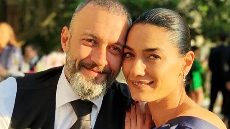 Altı yıllık aşk bitti… Hande Subaşı ve Alican Ulusoy ayrıldı Altı yıllık aşk bitti… Hande Subaşı ve Alican Ulusoy ayrıldı