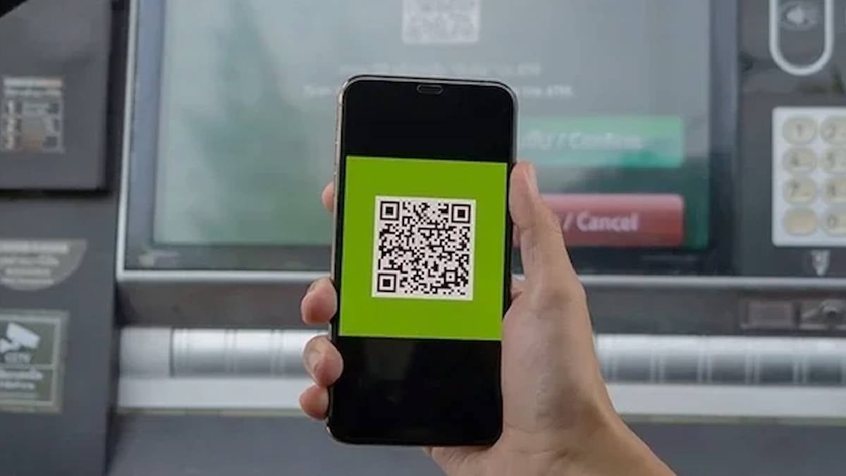 ATM’lerde QR kod ile para çekenler büyük tehlikede: Bu uyarıyı görürseniz işlemi hemen iptal edin ATM’lerde QR kod ile para çekenler büyük tehlikede: Bu uyarıyı görürseniz işlemi hemen iptal edin