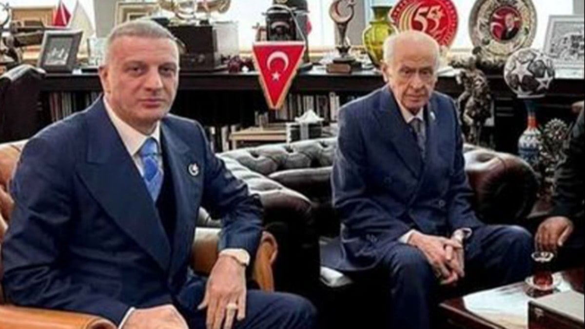 Bahçeli, tutuklanan Selahattin Yılmaz’a sahip çıktı Bahçeli, tutuklanan Selahattin Yılmaz’a sahip çıktı