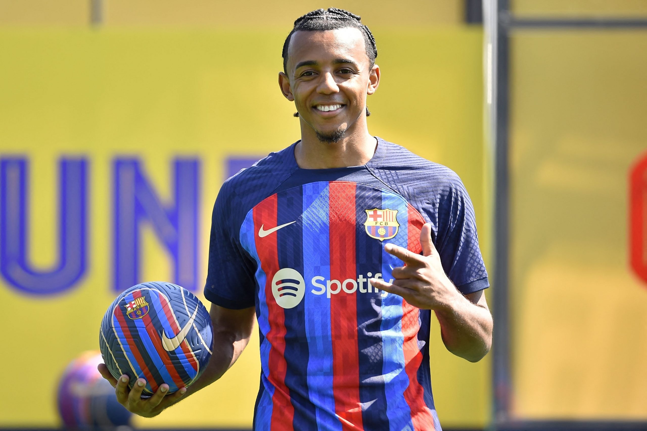 Barcelona, Kounde’nin sözleşmesini uzattı Barcelona, Kounde’nin sözleşmesini uzattı