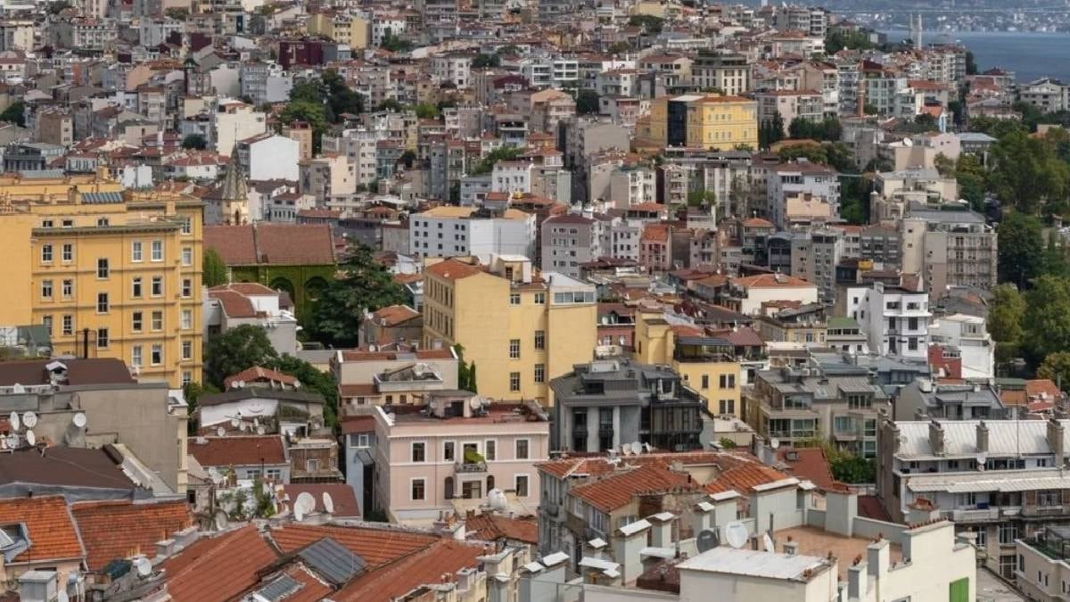 Deprem sonrası gözler konut fiyatlarına takıldı: İstanbul’u bile geçen il açıklandı Deprem sonrası gözler konut fiyatlarına takıldı: İstanbul’u bile geçen il açıklandı