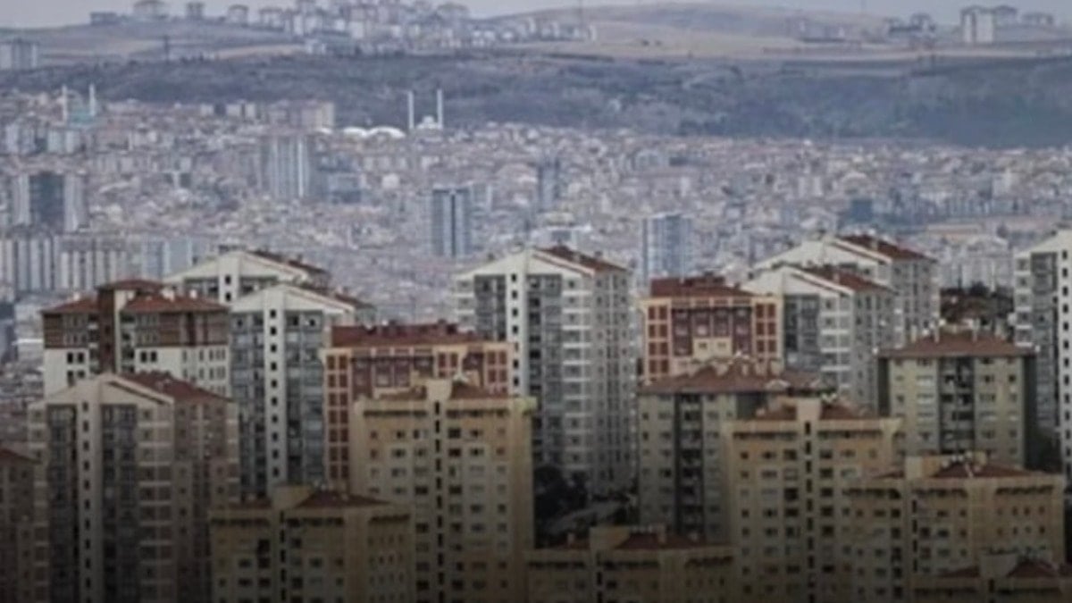e-Devlet’ten hemen tapunuzu kilitleyin: Eviniz arsanız sizden habersiz satılabilir e-Devlet’ten hemen tapunuzu kilitleyin: Eviniz arsanız sizden habersiz satılabilir