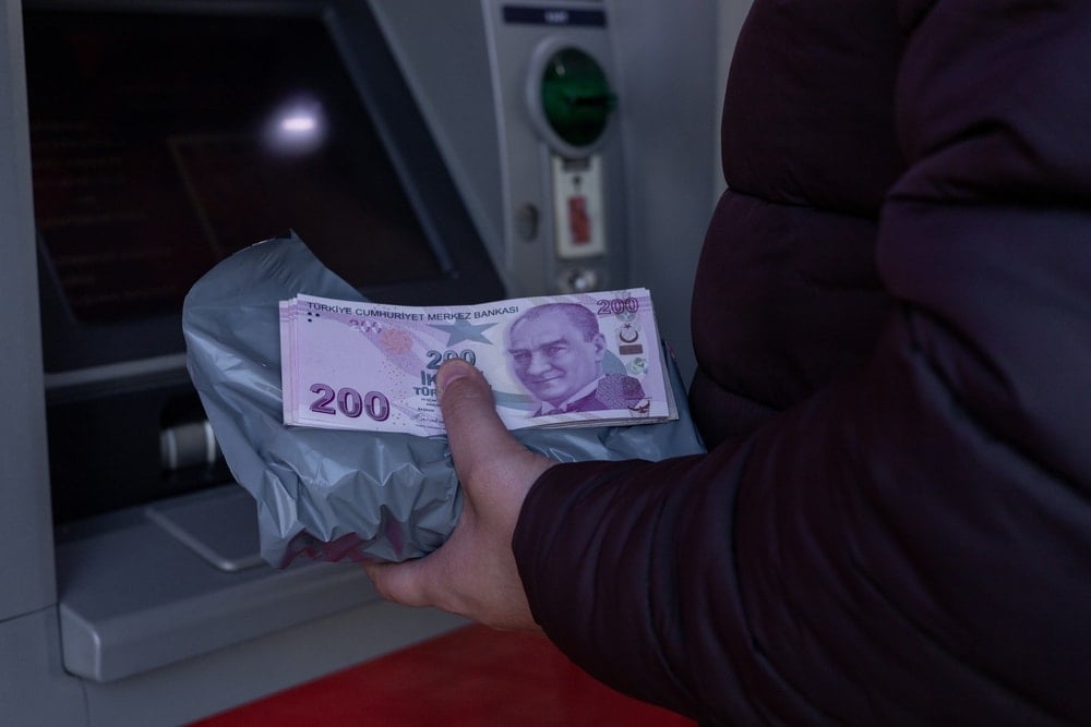 Emekli promosyonlarına ağustos zammı: Tutarlar 28 bin TL’ye dayandı Emekli promosyonlarına ağustos zammı: Tutarlar 28 bin TL’ye dayandı