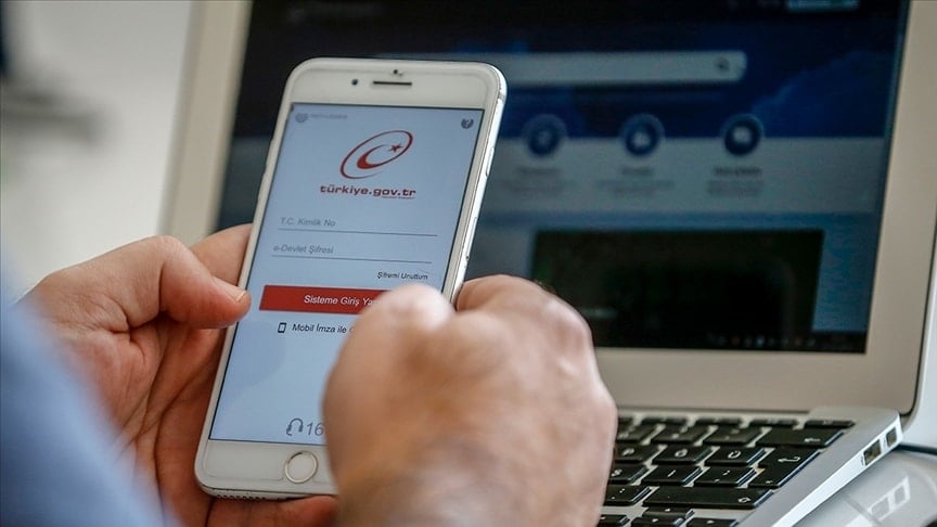 Emeklilik başvurusunda bu hatayı yapan 1 aylık maaşını kaybediyor: SGK uzmanından kritik e-Devlet uyarısı Emeklilik başvurusunda bu hatayı yapan 1 aylık maaşını kaybediyor: SGK uzmanından kritik e-Devlet uyarısı