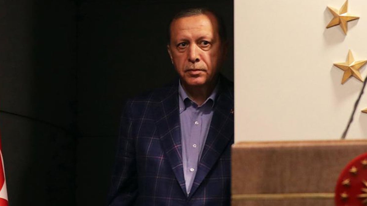 Erdoğan’ın canını sıkacak anket: Hem Silivri’dekine hem Ankara’dakine kaybediyor Erdoğan’ın canını sıkacak anket: Hem Silivri’dekine hem Ankara’dakine kaybediyor