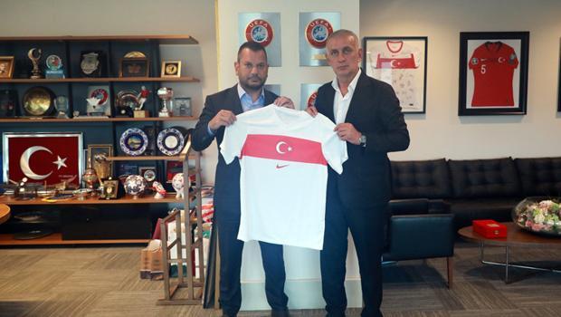 Ertuğrul Doğan’dan, TFF Başkanı Hacıosmanoğlu’na ziyaret! Ertuğrul Doğan’dan, TFF Başkanı Hacıosmanoğlu’na ziyaret!