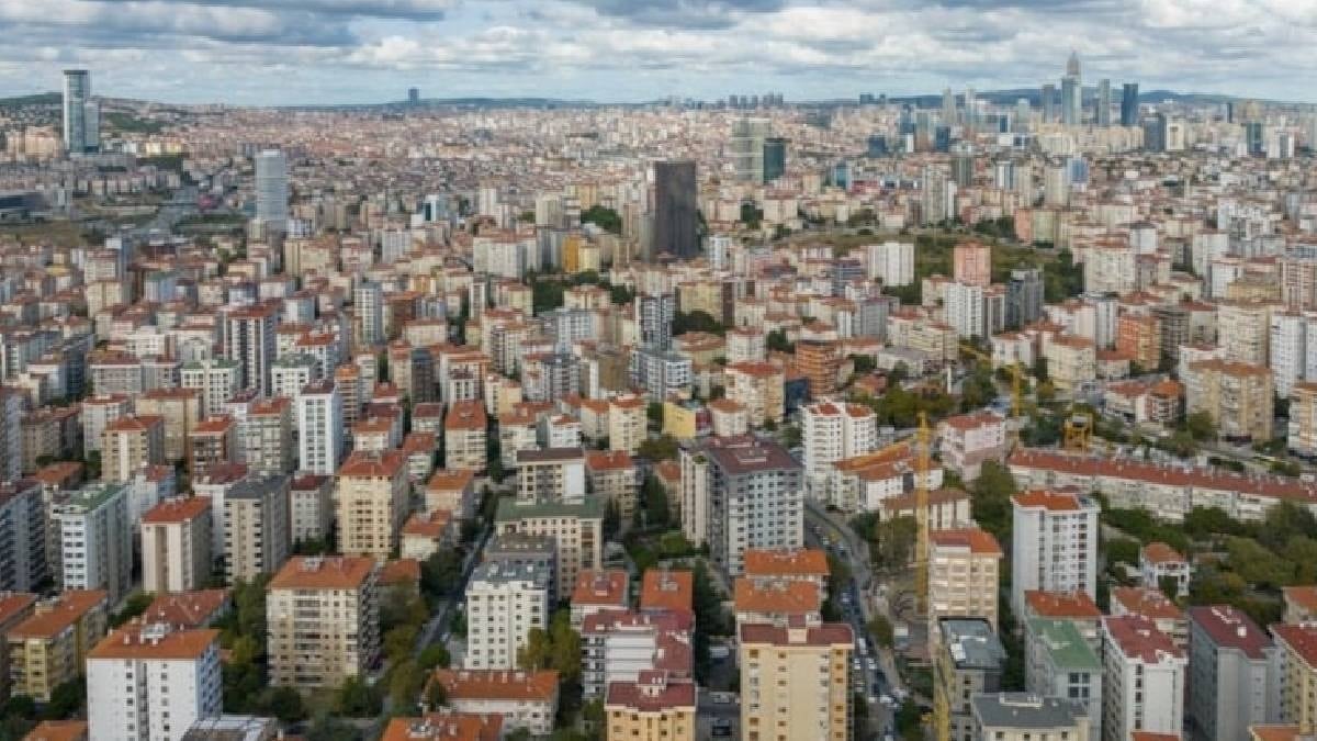 Ev alacaklar yaşadı: 1 milyon 300 bin liralık tasarruf hamlesi Ev alacaklar yaşadı: 1 milyon 300 bin liralık tasarruf hamlesi