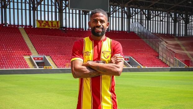 Göztepe’de Teixeria imzayı attı! Göztepe’de Teixeria imzayı attı!