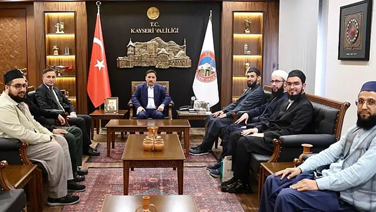 İsmailağa cemaatinin ziyareti olay yarattı: Vali açıklama yaptı İsmailağa cemaatinin ziyareti olay yarattı: Vali açıklama yaptı
