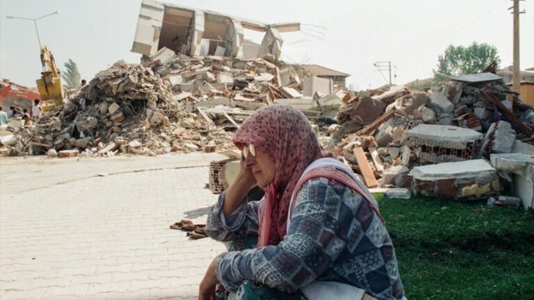 İstanbul için milli seferberlik çağrısı: Endişe değil önlem zamanı İstanbul için milli seferberlik çağrısı: Endişe değil önlem zamanı