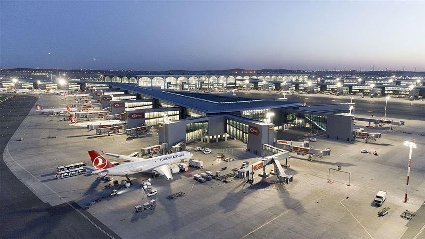 İstanbul ve Antalya havalimanları günlük yolcu ve uçak trafiği rekorlarını kırdı İstanbul ve Antalya havalimanları günlük yolcu ve uçak trafiği rekorlarını kırdı