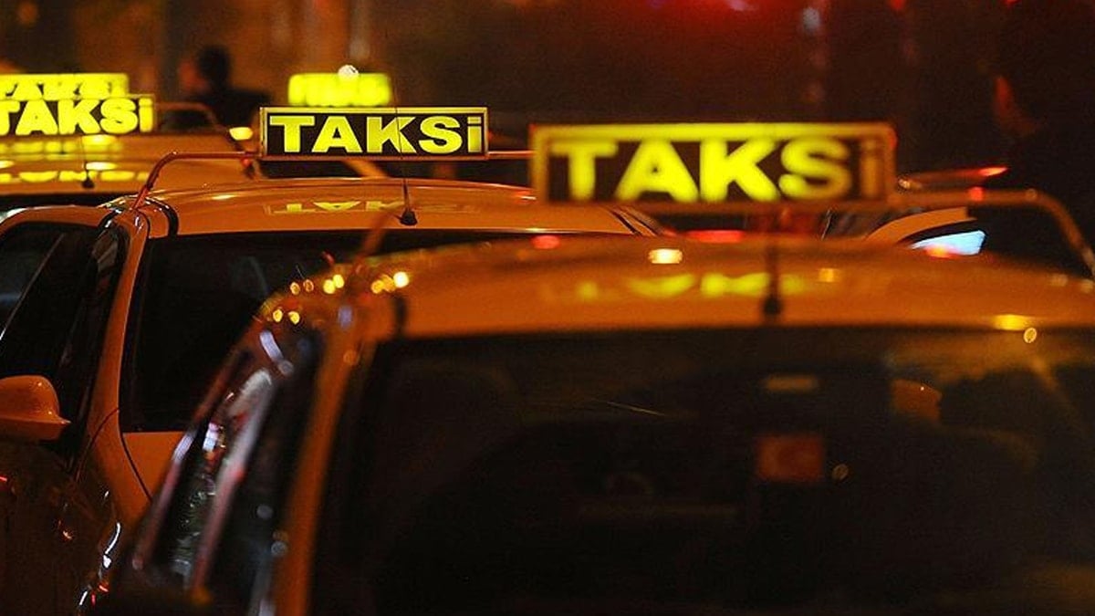 İstanbul’a yeni taksiler geliyor: Fiyatı ve şartlar açıklandı İstanbul’a yeni taksiler geliyor: Fiyatı ve şartlar açıklandı