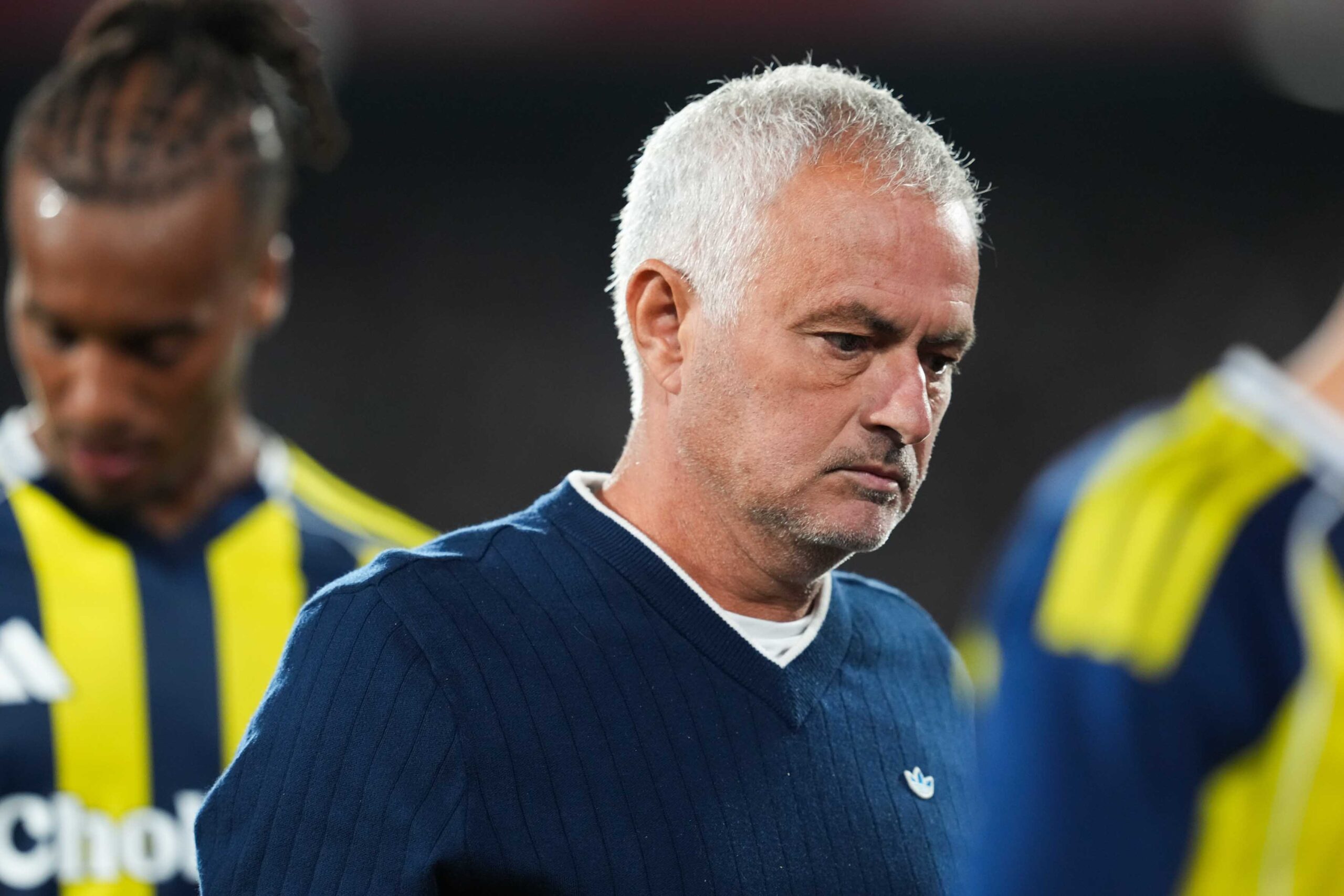 Jose Mourinho kaybetti, transfer istedi Jose Mourinho kaybetti, transfer istedi