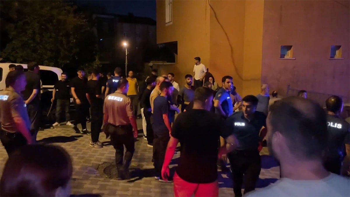 Kadını o halde gören oraya koştu! Satırlı vahşet Kadını o halde gören oraya koştu! Satırlı vahşet