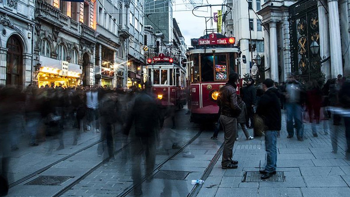 Muhalefetin üzerine düşünmesi gereken anket! Muhalefetin üzerine düşünmesi gereken anket!