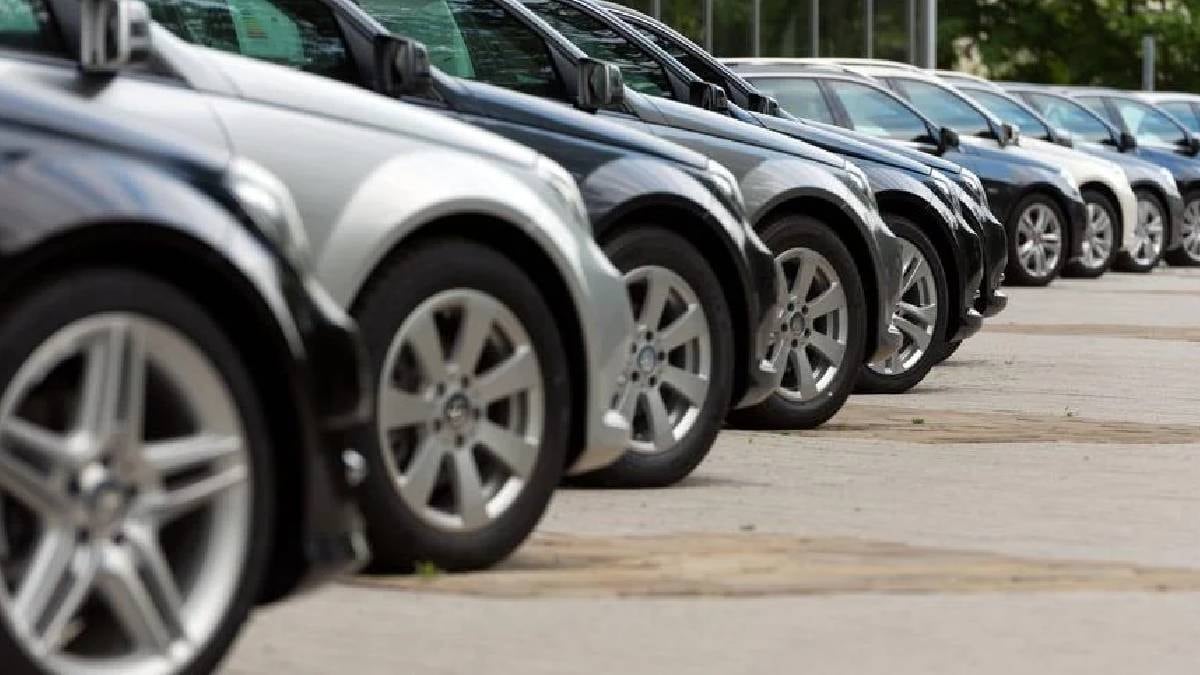 Otomotiv devleri yarışa girdi: 500 bin lira büyük indirim Otomotiv devleri yarışa girdi: 500 bin lira büyük indirim