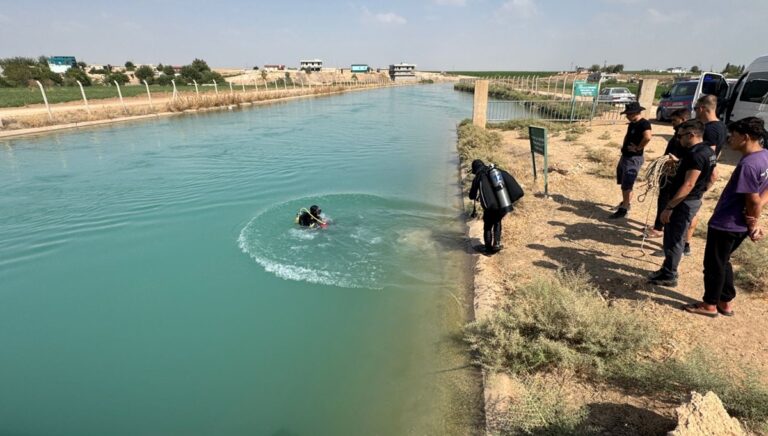 Şanlıurfa’da sulama kanalına giren genç kayboldu Şanlıurfa’da sulama kanalına giren genç kayboldu