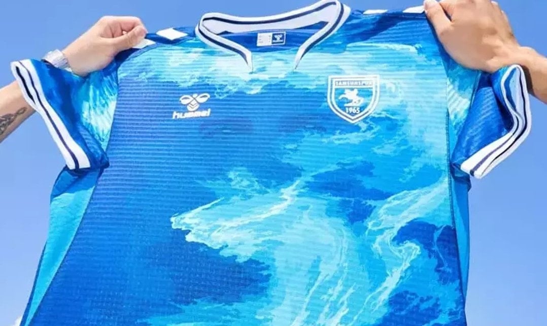 Süper Lig kulübünün Atatürklü forması Atina’yı karıştırdı Süper Lig kulübünün Atatürklü forması Atina’yı karıştırdı