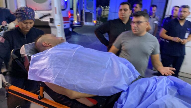 “Yan baktın” tartışması: Altı kişi tarafından dövüldü “Yan baktın” tartışması: Altı kişi tarafından dövüldü